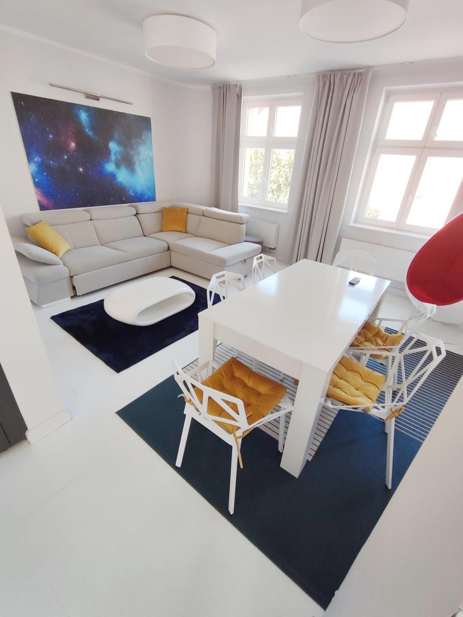 Kosmos 9 - Apartament Orbita By Rentoom Torun Luaran gambar